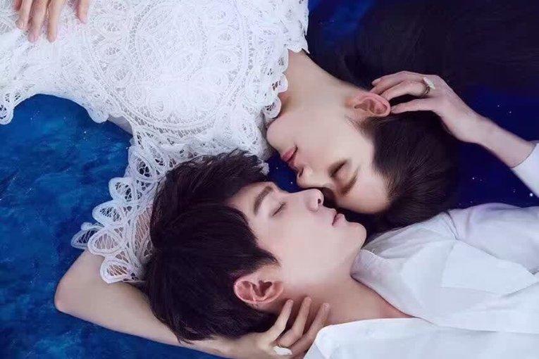 冷知识分享平台 | 家里院墙可以贴踢脚线吗? - 探索奇闻趣事,发现知识的乐趣
