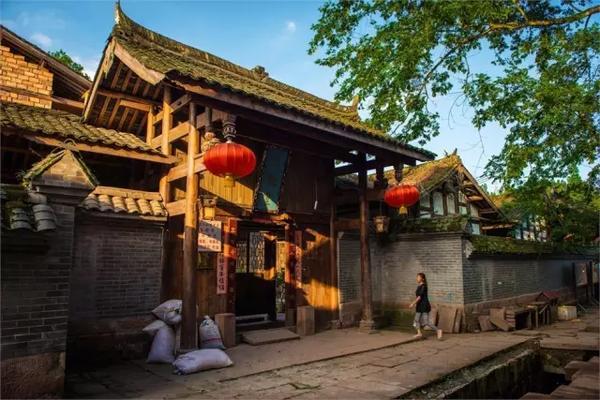 名记：灰熊将与发展联盟前锋马修-赫特签下一份一10天合同