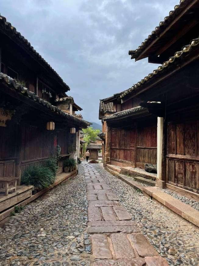 逃出田园庭院
