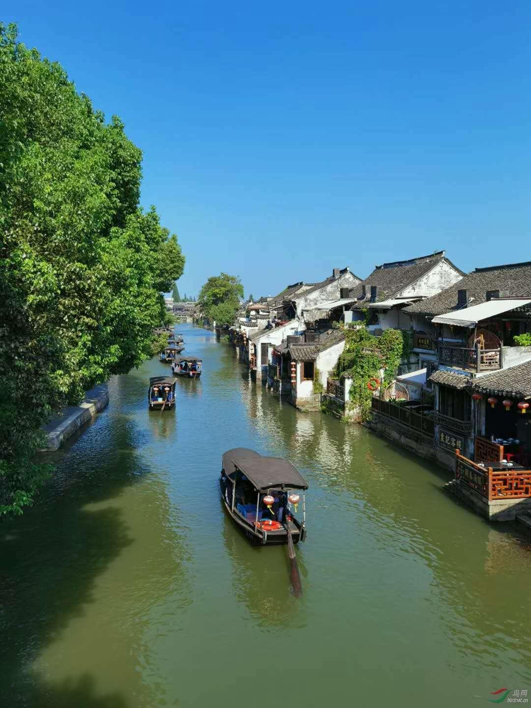 逃离幻想金字塔